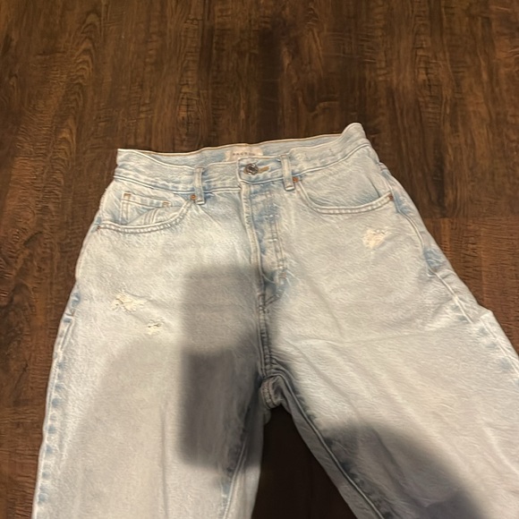 light blue denim pacsun dad jean size 26, with rips - Picture 2 of 5